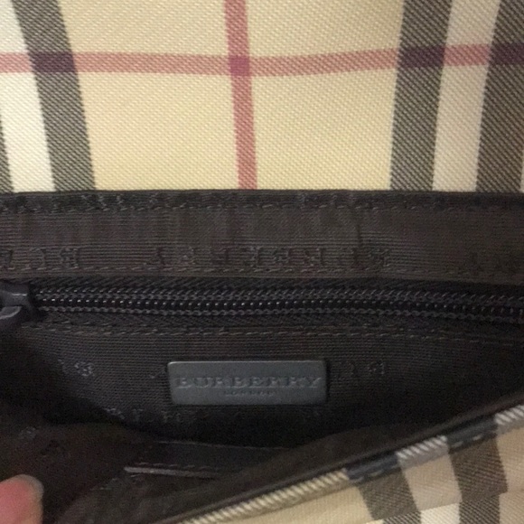 Burberry flap bag - Picture 3 of 5